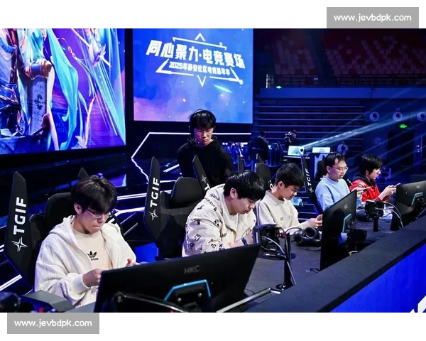 电竞比分实时更新 专业数据分析助力赛场预测 提升观赛体验